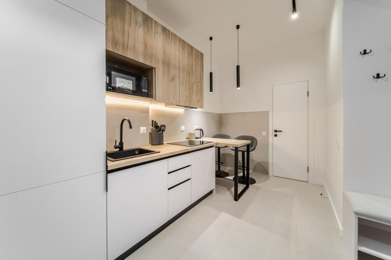 לבוב Inshiapartments On Ferentsa Lista Str מראה חיצוני תמונה