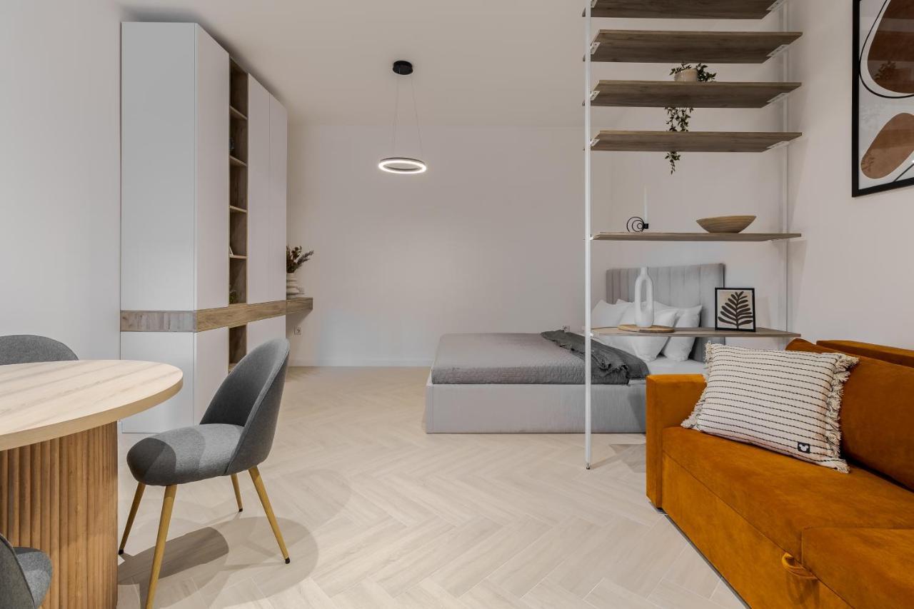 לבוב Inshiapartments On Ferentsa Lista Str מראה חיצוני תמונה